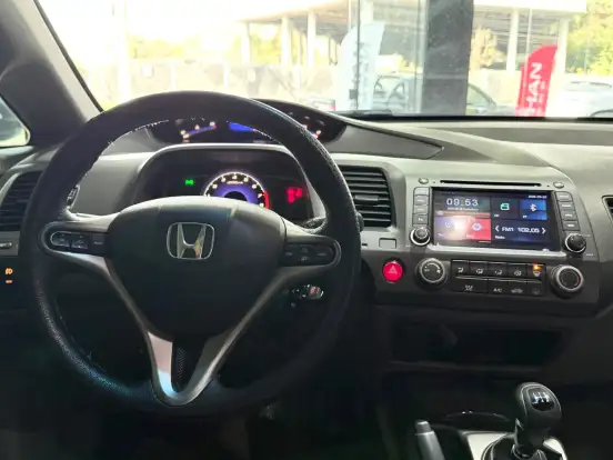 HONDA-CIVIC-2010