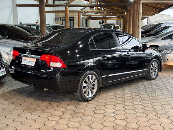 HONDA-CIVIC-2010