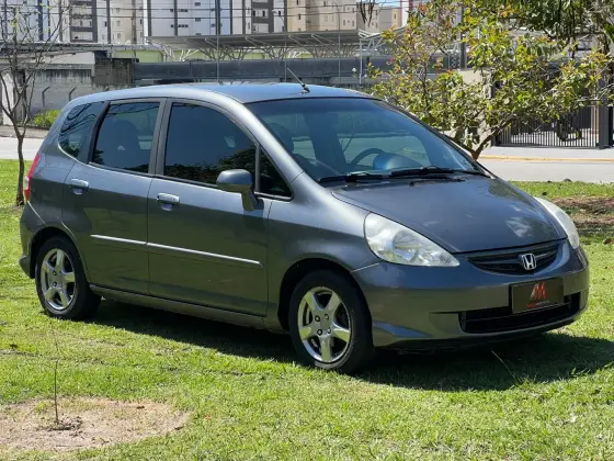 HONDA FIT 1.4 LX 8V GASOLINA 4P AUTOMÁTICO