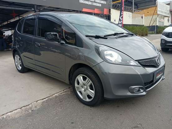 HONDA-FIT-2013