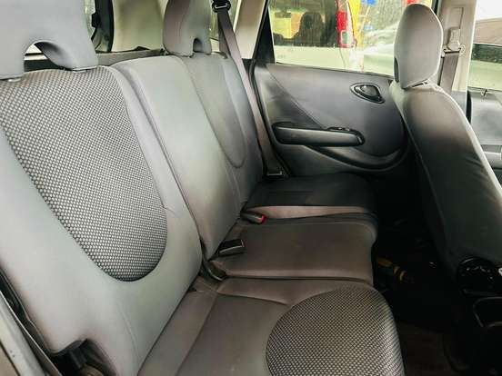HONDA-FIT-2007