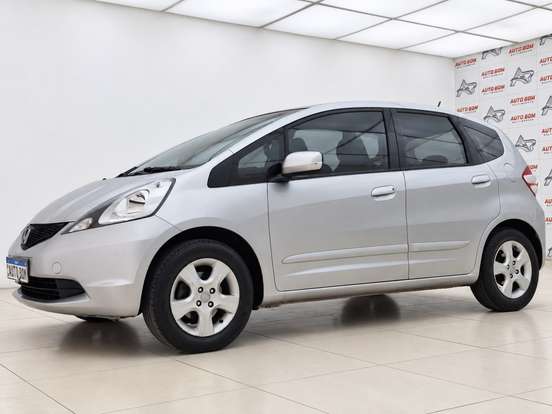 HONDA-FIT-2011
