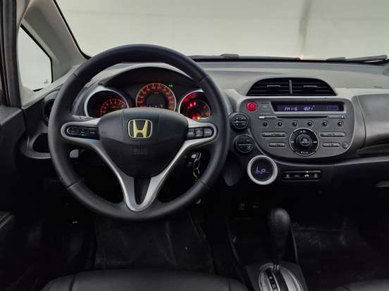 HONDA-FIT-2010