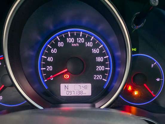 HONDA-FIT-2016