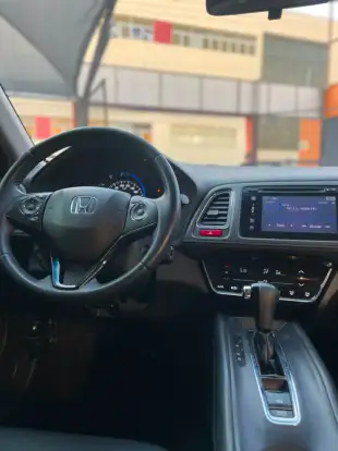 HONDA-HR-V-2016