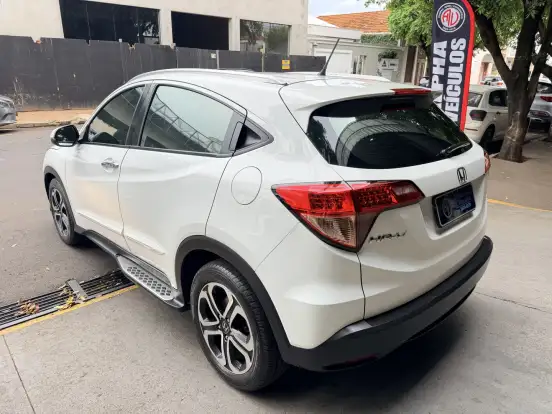 HONDA-HR-V-2015