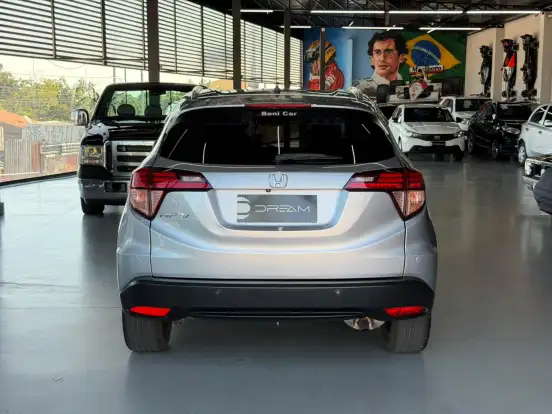 HONDA-HR-V-1.8 16V FLEX TOURING 4P AUTOMÁTICO HONDA-HR-V-2018