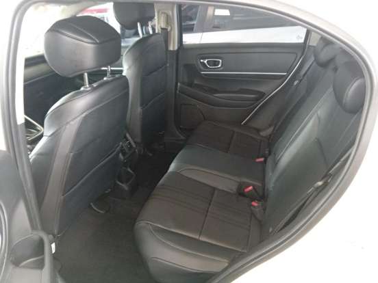 HONDA-HR-V-2023