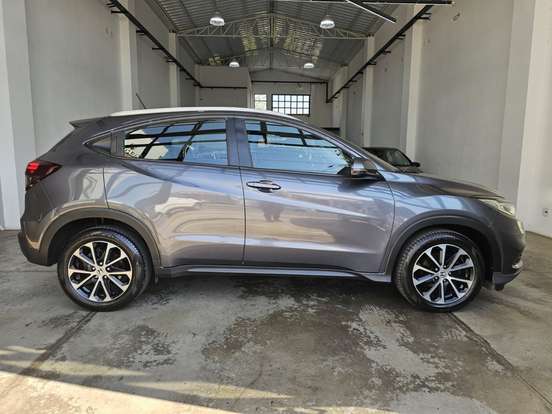 HONDA-HR-V-2021