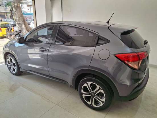 HONDA-HR-V-2016