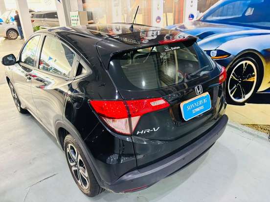 HONDA-HR-V-1.8 16V FLEX LX 4P AUTOMÁTICO HONDA-HR-V-2016