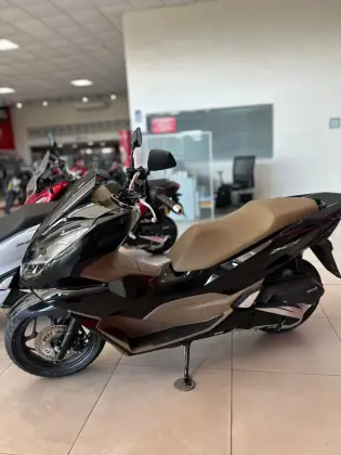 HONDA PCX 160 DLX 
