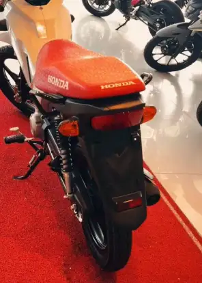 HONDA-POP 110i ES-2026