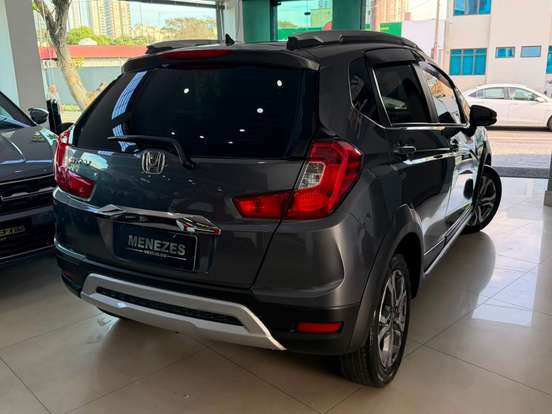 HONDA-WR-V-2017