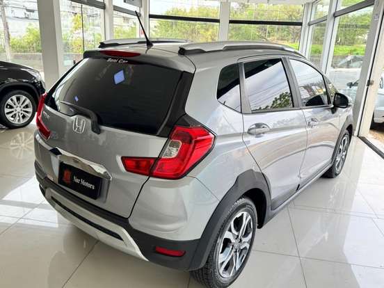HONDA-WR-V-2019