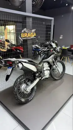 HONDA-XRE 300-2011