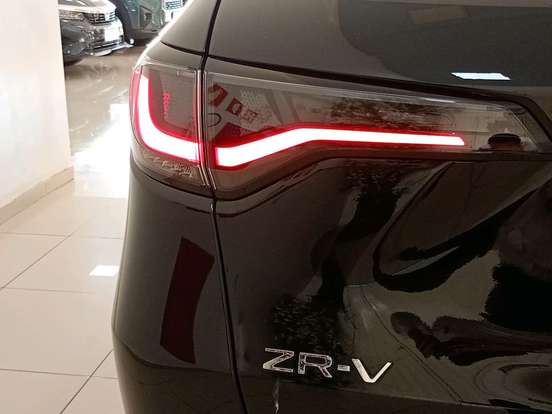 HONDA-ZR-V-2023