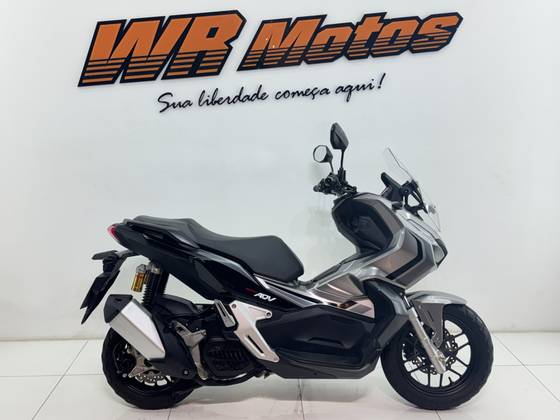 HONDA ADV 