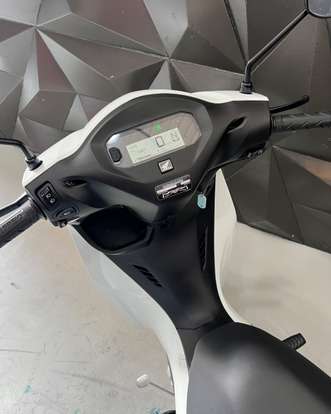 HONDA-BIZ 125 ES-2025