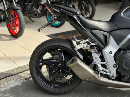 HONDA-CB 1000R ABS-2015