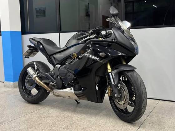 HONDA CBR 600F 