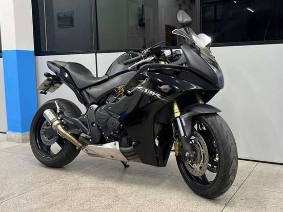 HONDA-CBR 600F HONDA-CBR 600F-2012