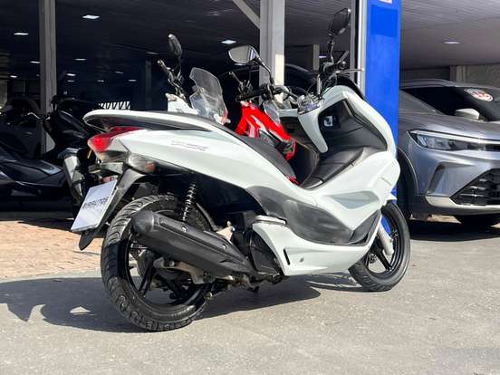 HONDA-PCX-2015