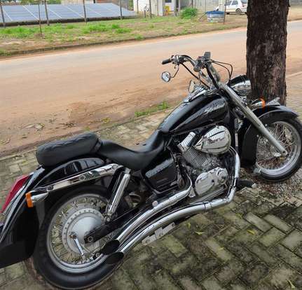 HONDA-SHADOW 750-2006