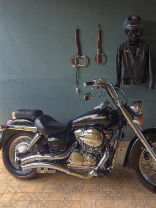 HONDA-SHADOW 750-2006