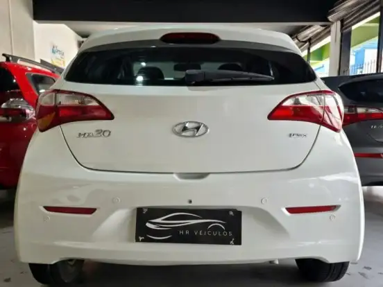 HYUNDAI-HB20-1.0 COMFORT PLUS 12V FLEX 4P MANUAL HYUNDAI-HB20-2015