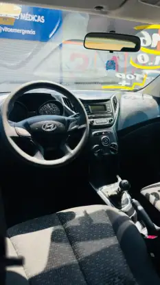 HYUNDAI-HB20-2016