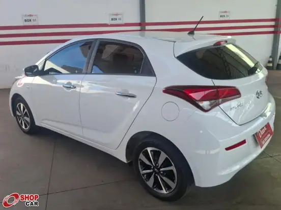 HYUNDAI-HB20-2016