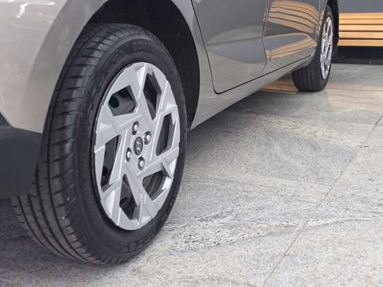 HYUNDAI-HB20-2024
