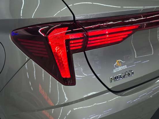 HYUNDAI-HB20-2024