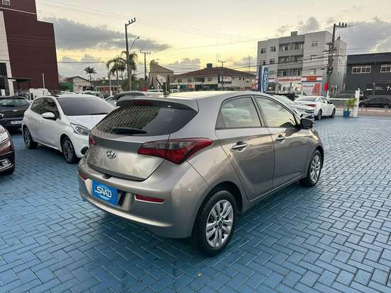 HYUNDAI-HB20-1.0 COMFORT PLUS 12V FLEX 4P MANUAL HYUNDAI-HB20-2018