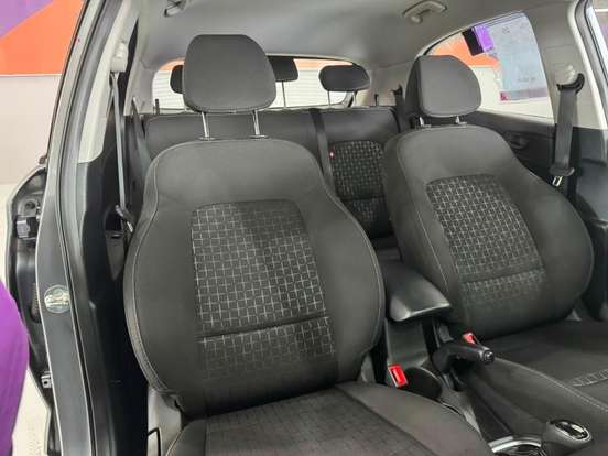 HYUNDAI-HB20-2025