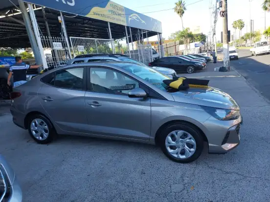 HYUNDAI-HB20S-2024