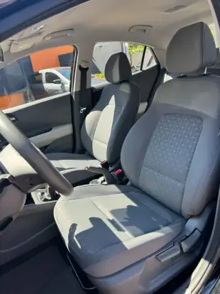 HYUNDAI-HB20S-2023