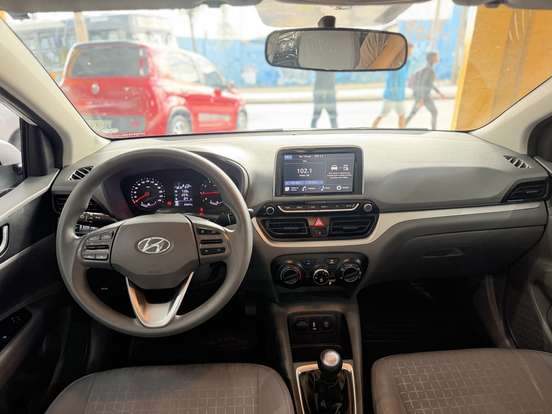 HYUNDAI-HB20S-2024