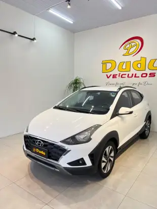 HYUNDAI-HB20X-2020