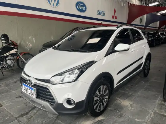 HYUNDAI HB20X 1.6 16V STYLE FLEX 4P AUTOMÁTICO