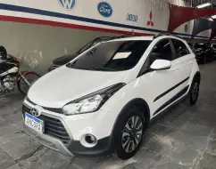 HYUNDAI HB20X 1.6 16V STYLE FLEX 4P AUTOMÁTICO HYUNDAI HB20X 1.6 16V STYLE FLEX 4P AUTOMÁTICO