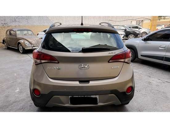HYUNDAI-HB20X-1.6 16V PREMIUM FLEX 4P AUTOMÁTICO HYUNDAI-HB20X-2016