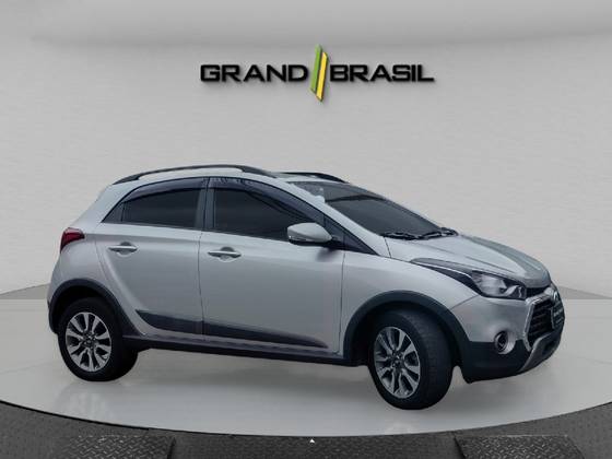 HYUNDAI HB20X 1.6 16V STYLE FLEX 4P MANUAL