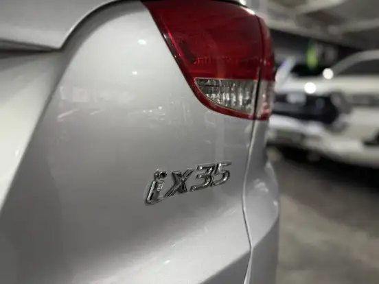HYUNDAI-IX35-2010