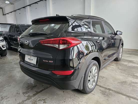 HYUNDAI-TUCSON-2019