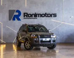 HYUNDAI TUCSON 2.0 MPFI GLS 16V 143CV 2WD FLEX 4P AUTOMÁTICO HYUNDAI TUCSON 2.0 MPFI GLS 16V 143CV 2WD FLEX 4P AUTOMÁTICO