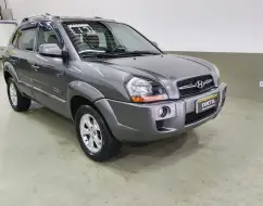 HYUNDAI TUCSON 2.0 MPFI GLS 16V 143CV 2WD FLEX 4P AUTOMÁTICO HYUNDAI TUCSON 2.0 MPFI GLS 16V 143CV 2WD FLEX 4P AUTOMÁTICO