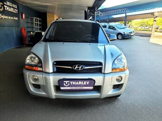 HYUNDAI TUCSON 2.0 MPFI GL 16V 142CV 2WD GASOLINA 4P MANUAL