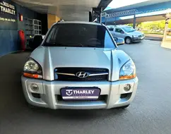 HYUNDAI TUCSON 2.0 MPFI GL 16V 142CV 2WD GASOLINA 4P MANUAL HYUNDAI TUCSON 2.0 MPFI GL 16V 142CV 2WD GASOLINA 4P MANUAL